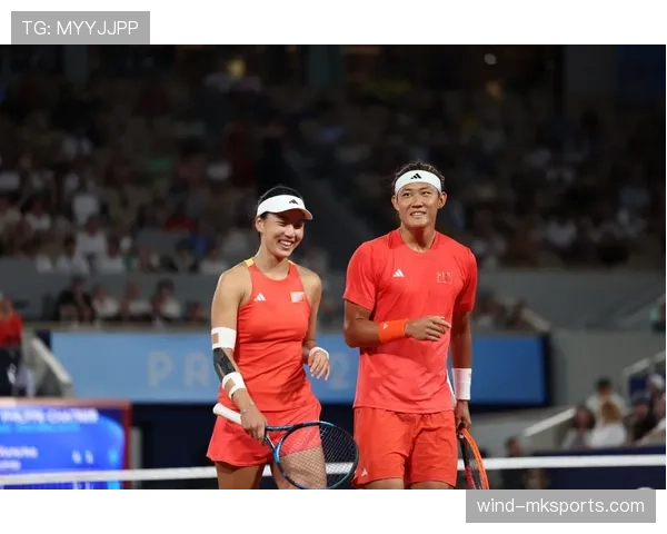 西蒙妮·曼努埃尔闪耀巴黎2024奥运会,再创游泳传奇 西蒙妮·曼努埃尔闪耀巴黎2024奥运会,再创游泳传奇