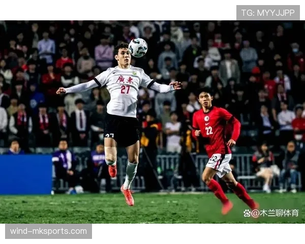 新生代球员闪耀赛场，足球未来之星引领新潮流