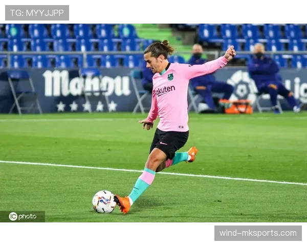 格列兹曼冷静应对媒体压力，职业精神获赞