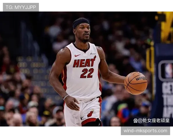 吉米·巴特勒无球跑动提升关键时刻得分效率拉开对手防线